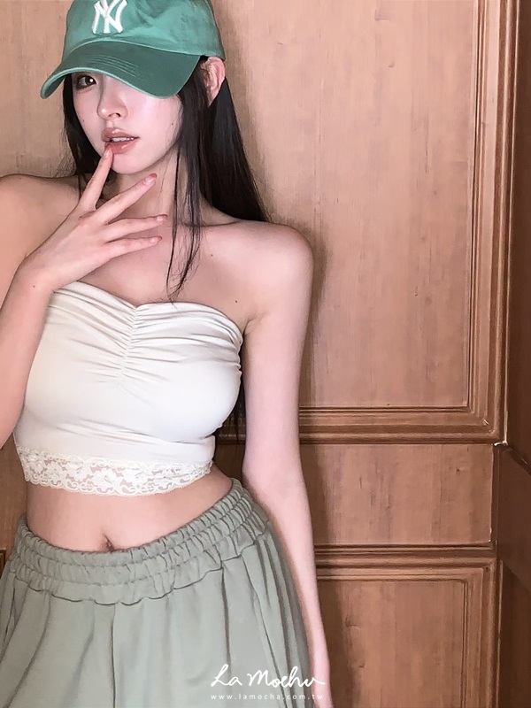 桃心領蕾絲鬆緊背心(罩杯可拆)
